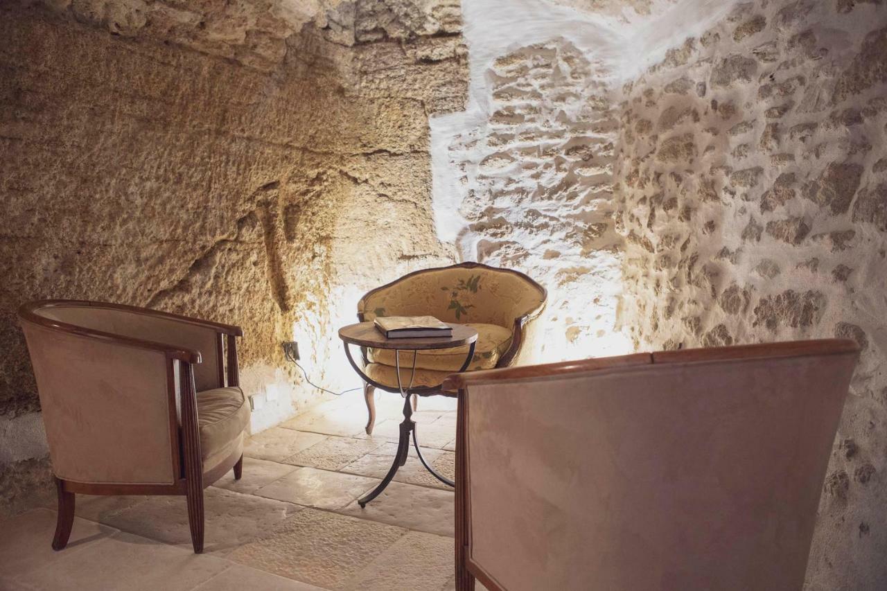 Вилла La Petite Maison Шатонёф-дю-Пап Экстерьер фото